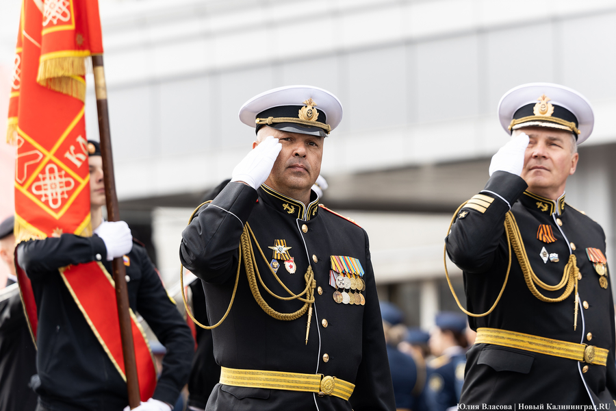 Как проходил Парад Победы в Калининграде (фото)
