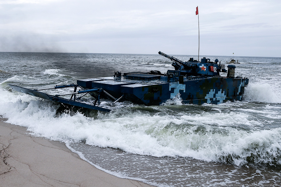 Море стрельб: как команды пяти стран в «Гонке преследования» соревновались