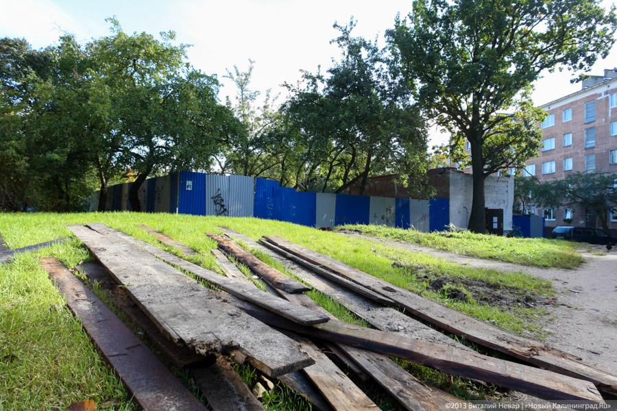 Камня на камне: снесено здание кинотеатра «Баррикады», переданное РПЦ