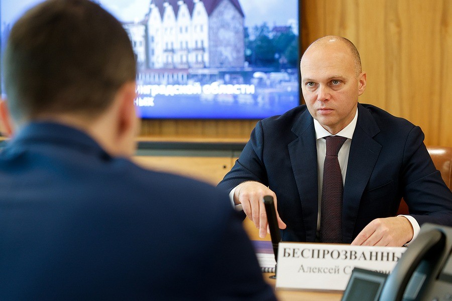 Беспрозванных сообщил Алиханову о росте промышленности региона на 13,6%