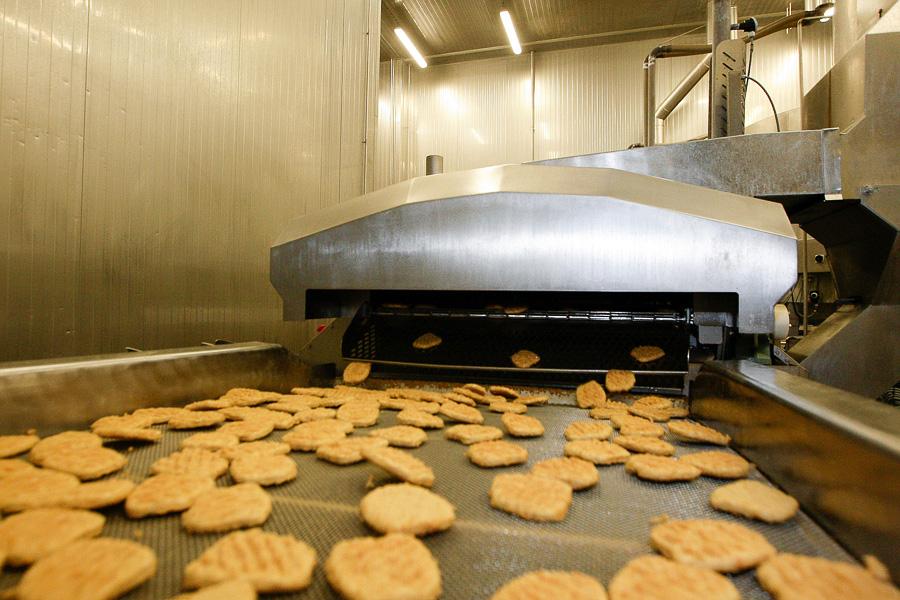 Как делают котлеты для «Макдоналдса»: вторая жизнь горевшей «Конкордии» 