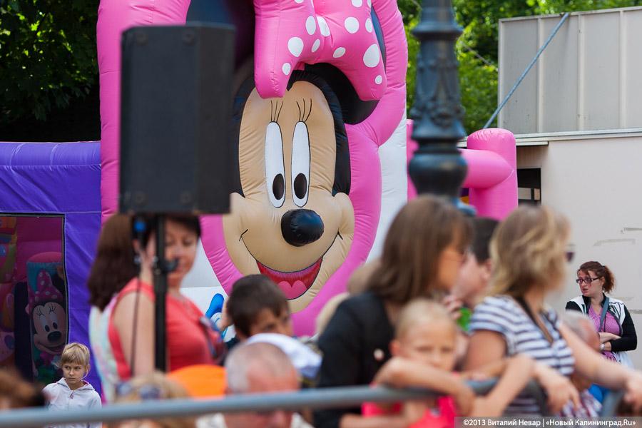 Десятый юбилейный: «Балтийские дебюты» открылись красной ковровой дорожкой