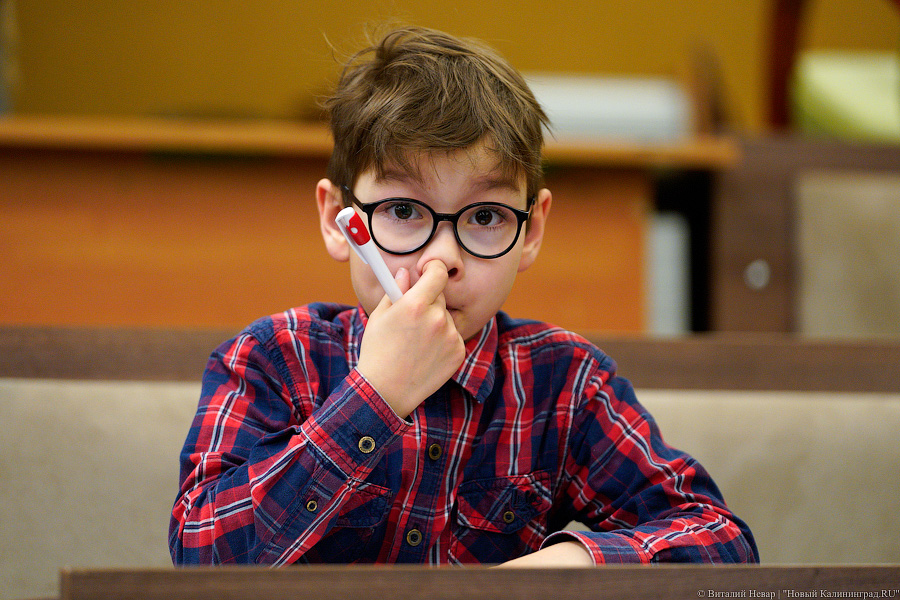 И взрослые, и дети: как в БФУ провели «Тотальный диктант» (фото)