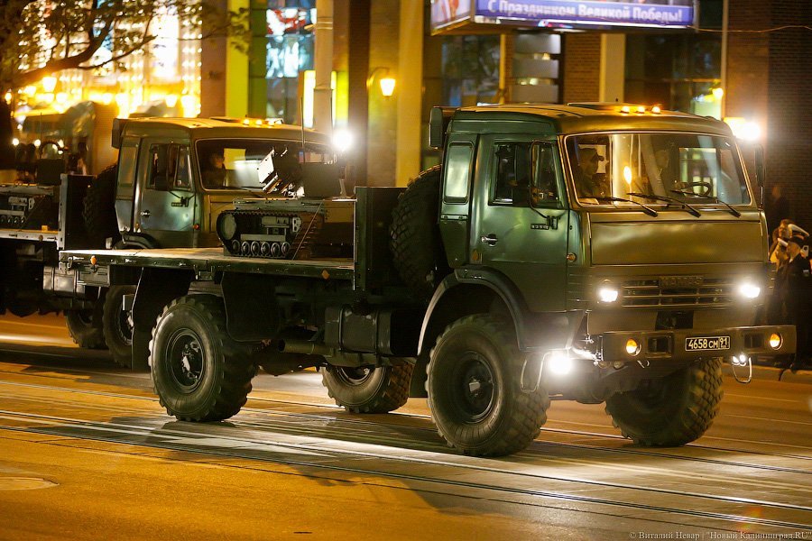 «Тяжело в учении»: в Калининграде прошла первая репетиция Парада Победы