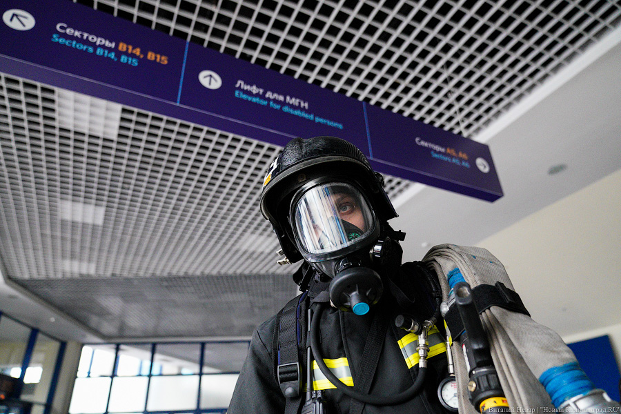 «Сложная архитектура»: как пожарные тренируются перед ЧМ-2022 по волейболу (фото)