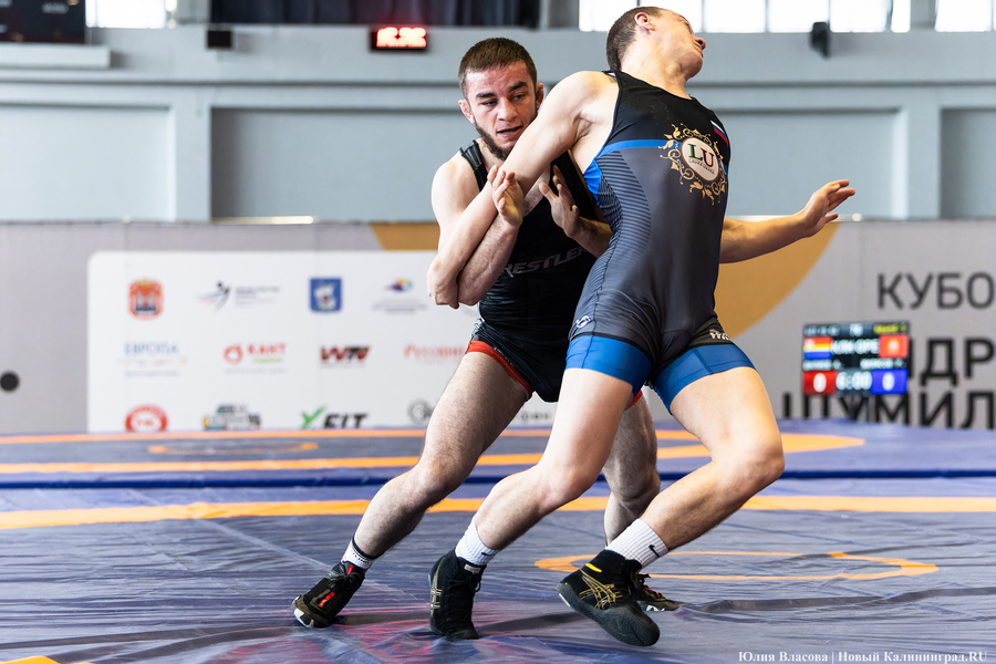 На пределе сил: в Калининграде прошел турнир по борьбе на Кубок Андрея Шумилина (фото)