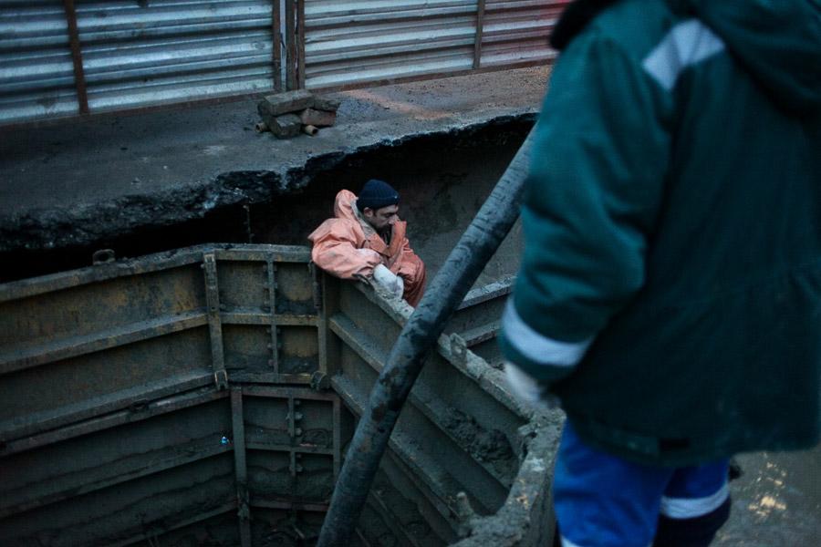 Ад переехал: вместо наполовину перекрытой ул. Дзержинского теперь «стоит» Аллея Смелых