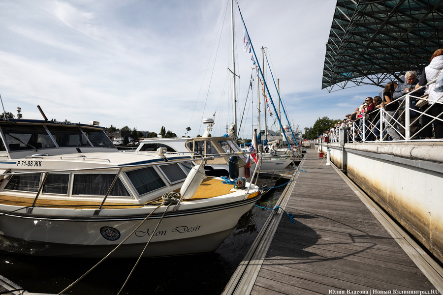 «Миля витязя», вальс байдарок и летающий моряк: как прошла «Водная ассамблея» (фото)