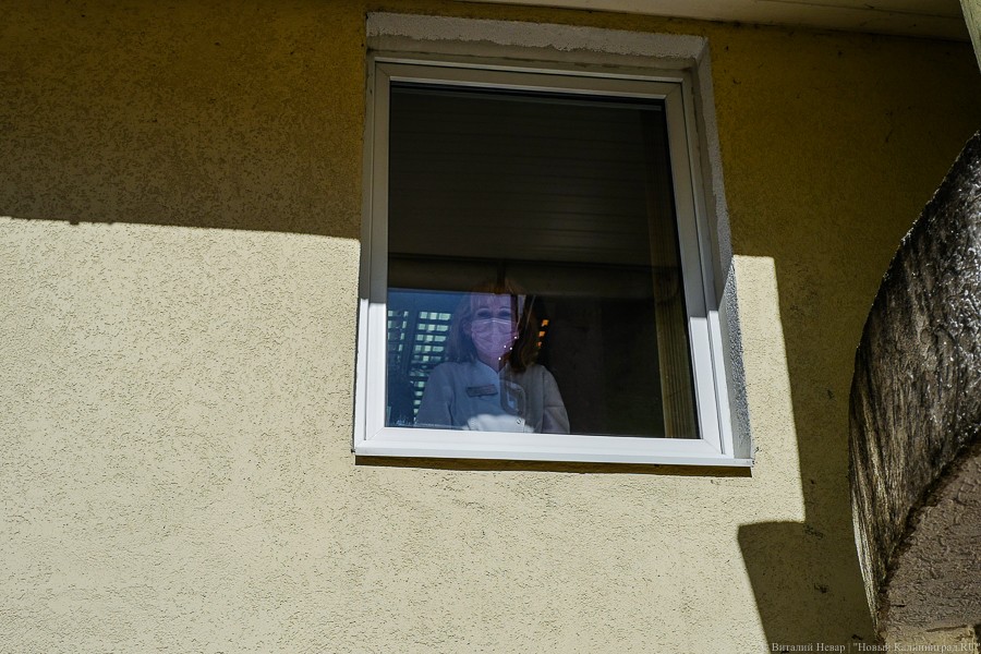 Облвласти: дополнительные выплаты получили все медики «ковидных» больниц