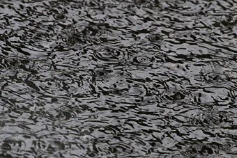 «Служба заказчика»: во всех реках из-за дождя сильно поднялся уровень воды