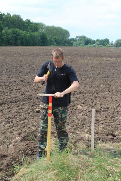 Добровольцы перезахоронили останки на кладбище Первой мировой в бывшем Деедене
