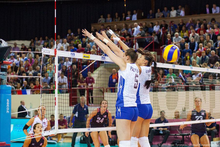 Первый блин комом: российские волейболистки проиграли американкам (фото)