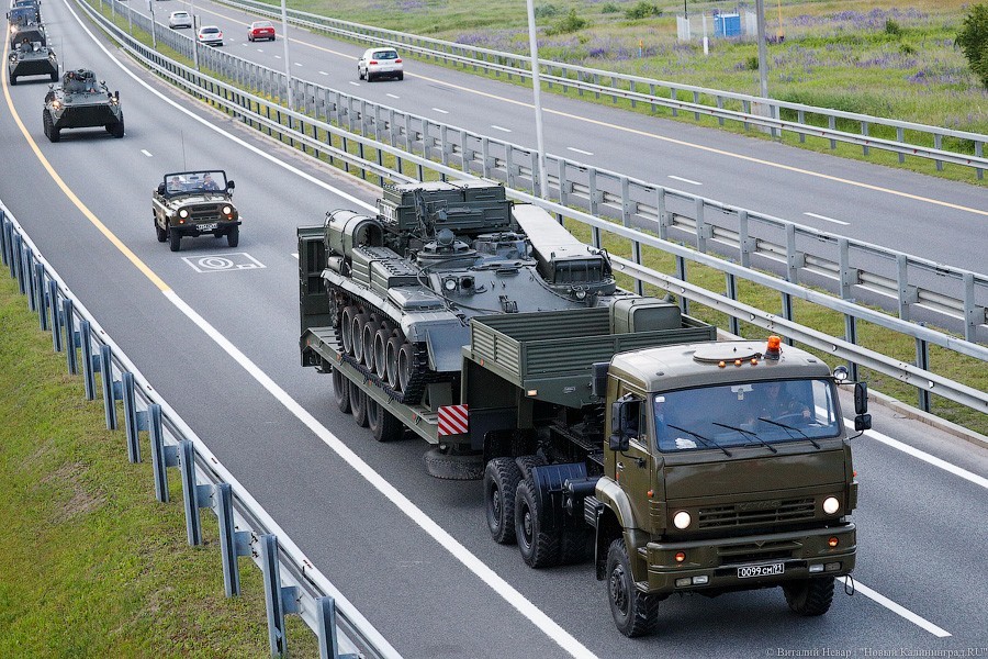 Люпины и «Гиацинты»: передислокация военной техники для парада в Калининграде (фото)