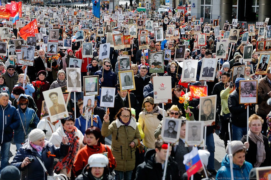Вечная память: шествие «Бессмертного полка» в Калининграде