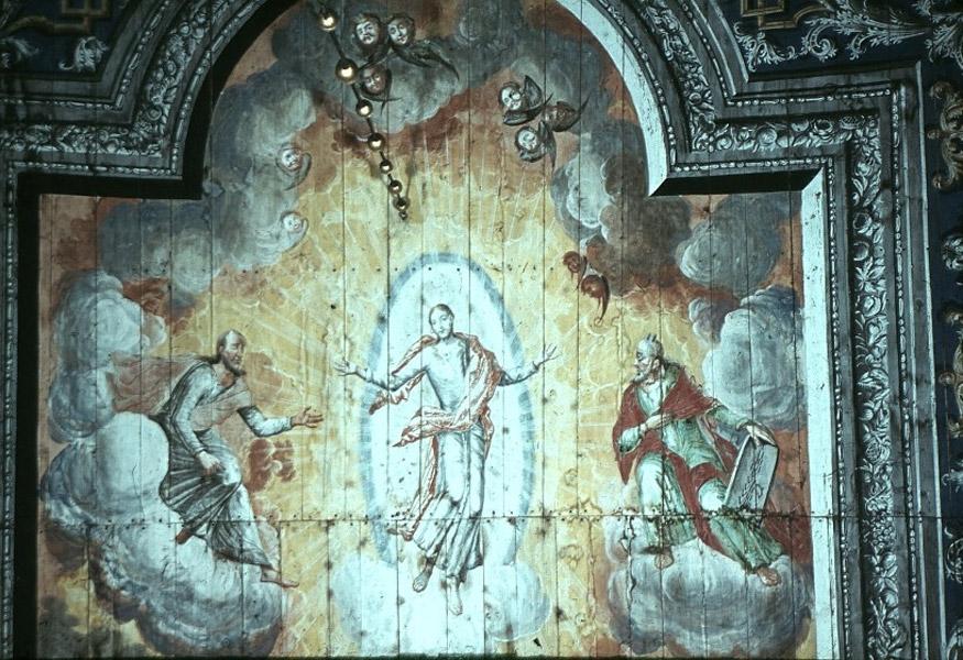 Легенды и лягушки: кирха в поселке Ново-Московское обрастает мхом и преданиями