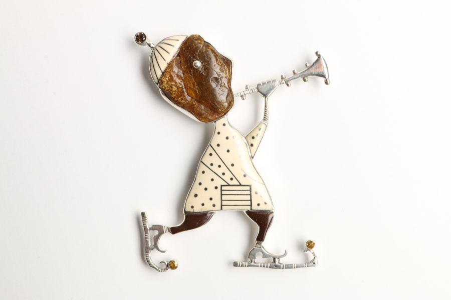 Что у янтаря на уме: в Музее янтаря открылась выставка ведущих ювелиров Латвии