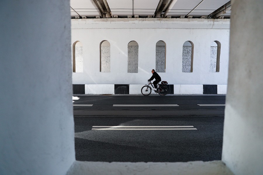 Конец мучений и брусчатки: Киевскую полностью открыли после ремонта (фото)