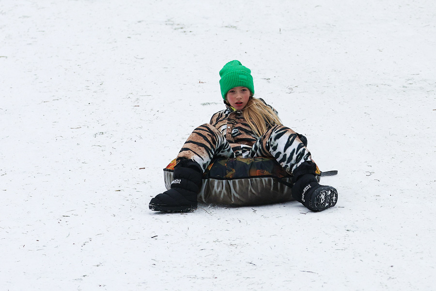 Полет на санках: как в Центральном парке Калининграда с горки катаются (фото)
