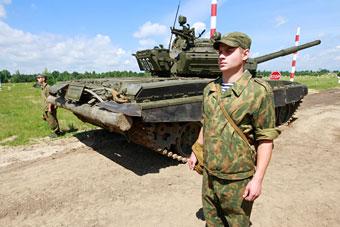 Почти половина призывников из Калининграда имеют высшее образование