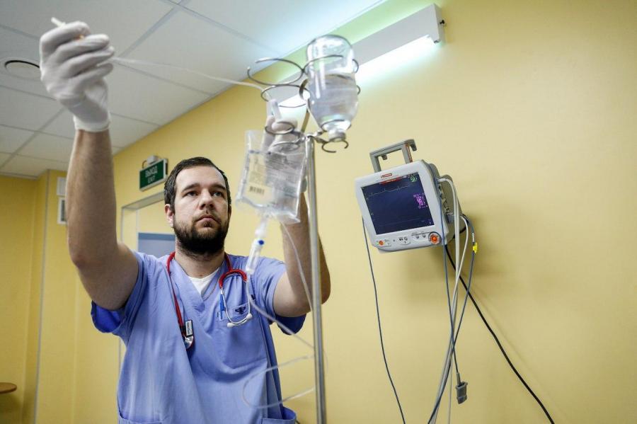 «Он не вечен»: как польские СМИ отреагировали на эпидемию коронавируса