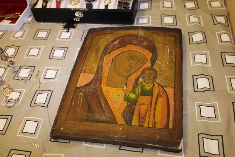 В Калининграде полиция нашла склад вора, грабившего ломбарды Москвы и Питера (фото)