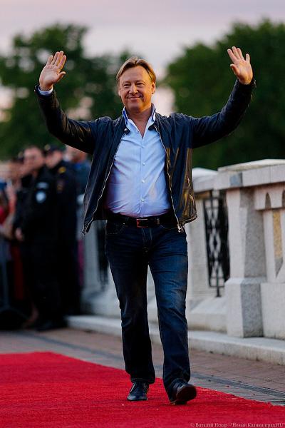 Балет и красная дорожка на набережной: как Верхнее озеро стало «Лебединым»