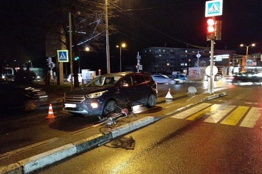 На ул. Невского сбили велосипедиста, мужчина госпитализирован