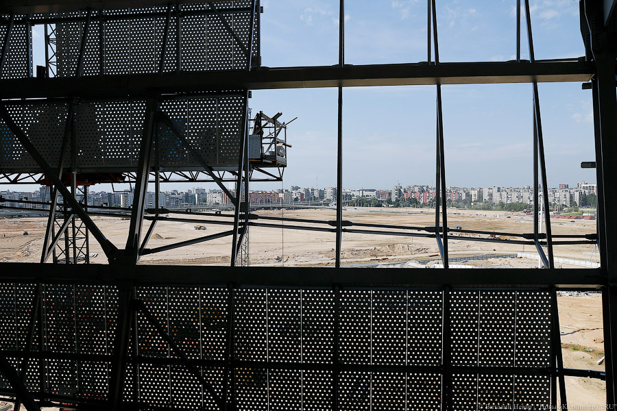 Изгоняющие воду: что увидел вице-премьер Мутко на стадионе к ЧМ-2018