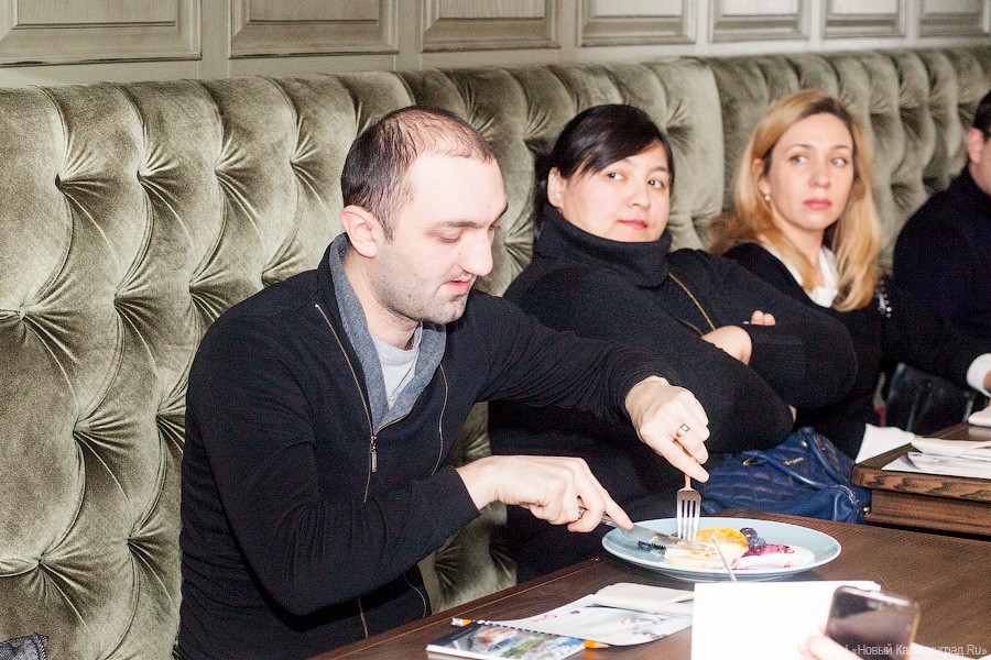 Сто одинаковых блюд в день: как поварам сохранить вдохновение