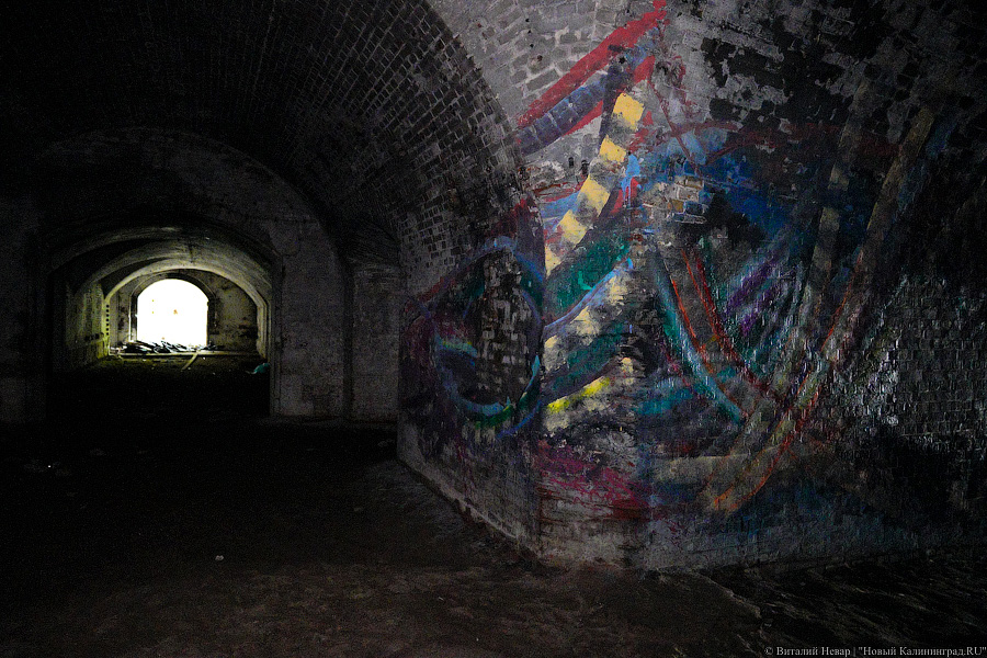 Искусство «вандализма»: киношники изрисовали граффити форт №8 (фото)