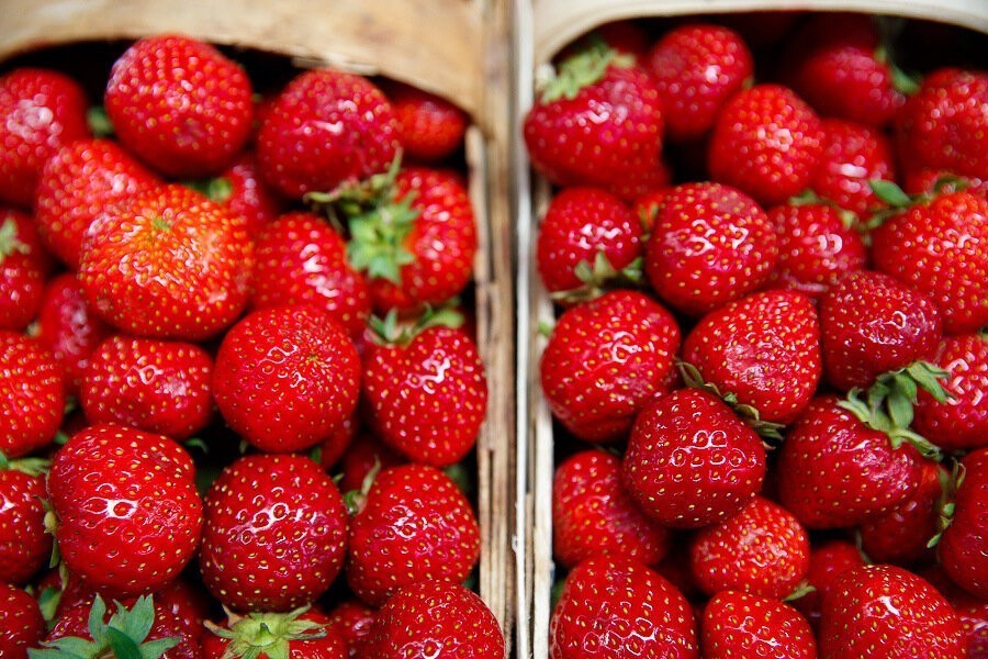 Мэрия отчиталась о борьбе с торговцами клубникой у ТЦ «Европа»