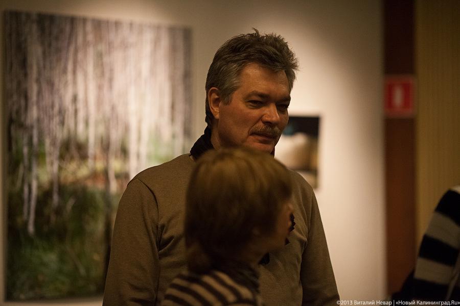 «Точка „0“»: фотохудожники Калининграда о выставке «Белый» в Немецко-русском доме