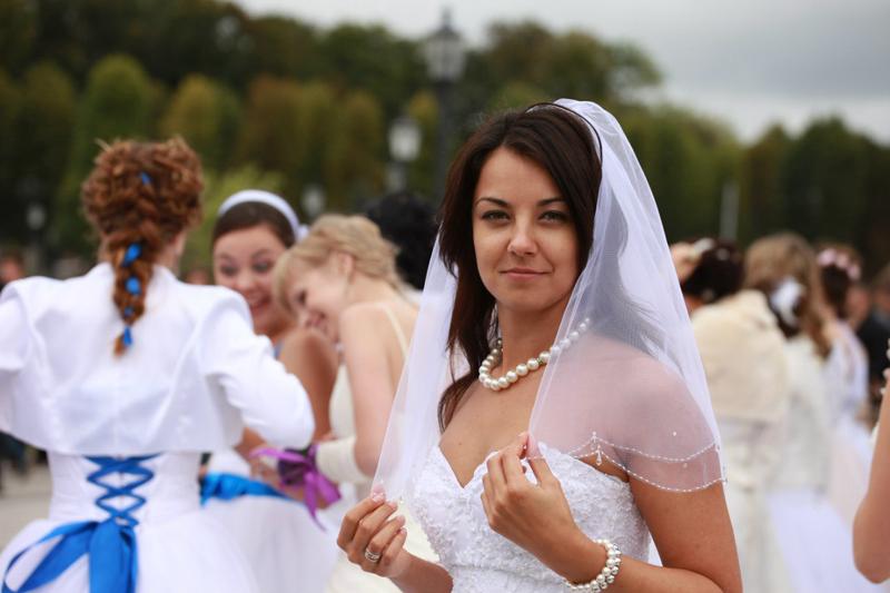 Приглашаем на «Марафон невест — Дари добро»