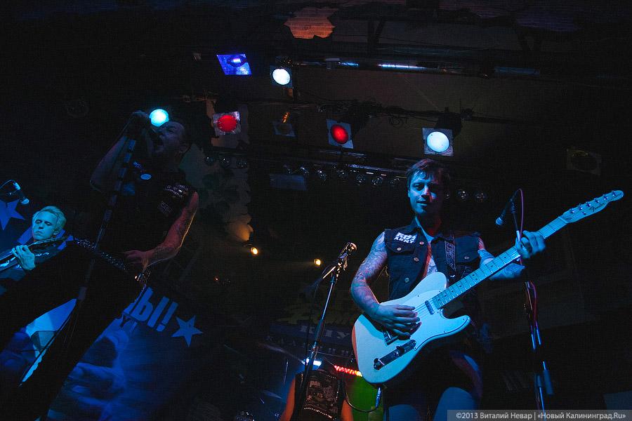 Без инсектицидов: в клубе «Кури Бамбук» дала концерт группа «Тараканы!»