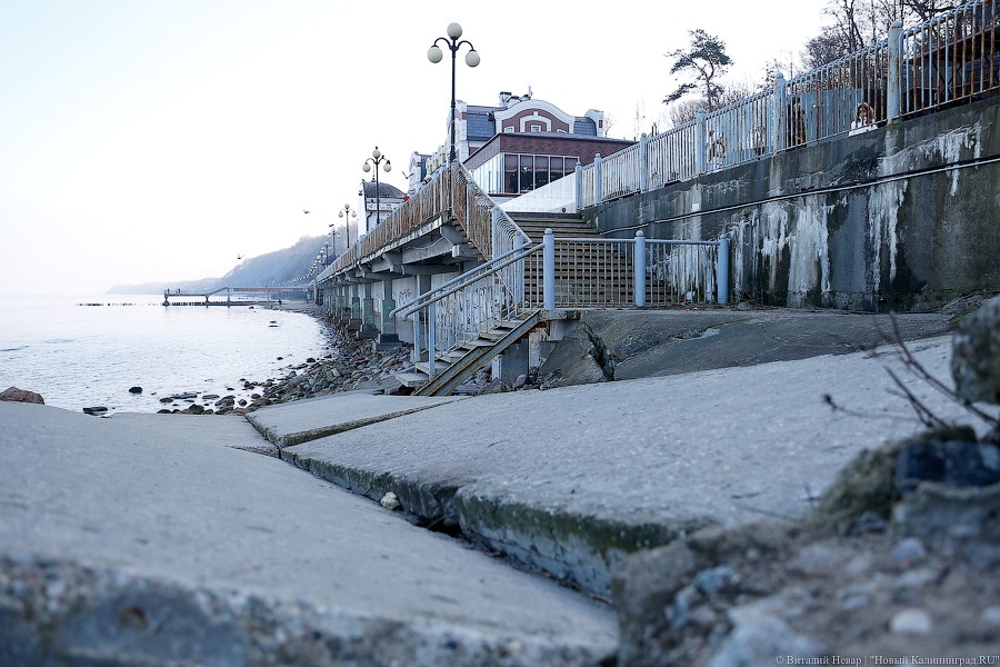 В Светлогорске закрыли спуск на пляж у отеля «Гранд Палас»