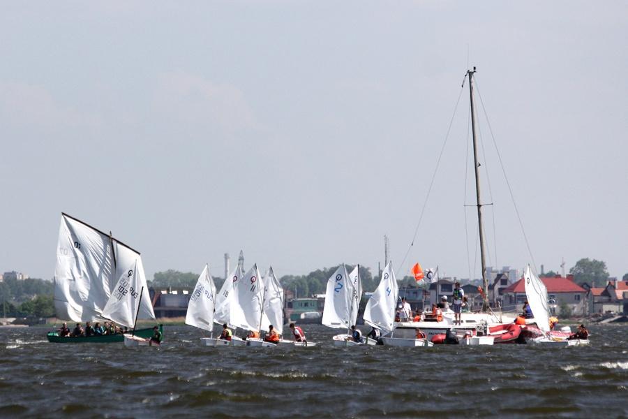 «Внимание, старт!»: репортаж с открытия парусного сезона 