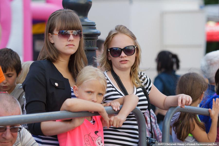 Десятый юбилейный: «Балтийские дебюты» открылись красной ковровой дорожкой