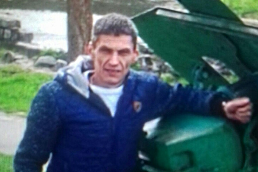 Полиция разыскивает 40-летнего мужчину по подозрению в краже (фото)