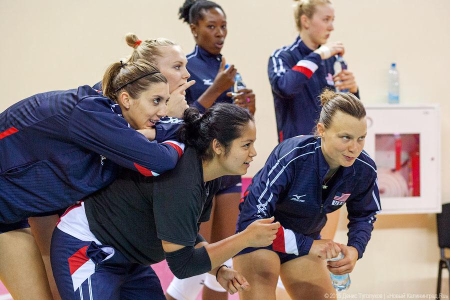 Первый блин комом: российские волейболистки проиграли американкам (фото)