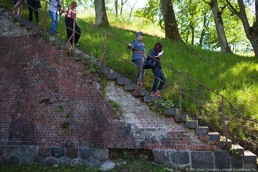 С легендами и зоопарком: форт Дёнхофф под Калининградом открылся для туристов