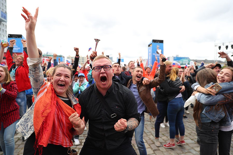 Усы победы: как Калининград болел и радовался за сборную России (фото)