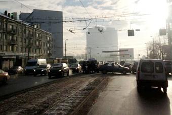 В Калининграде на Ленпроспекте машина ППС столкнулась с такси, движение затруднено
