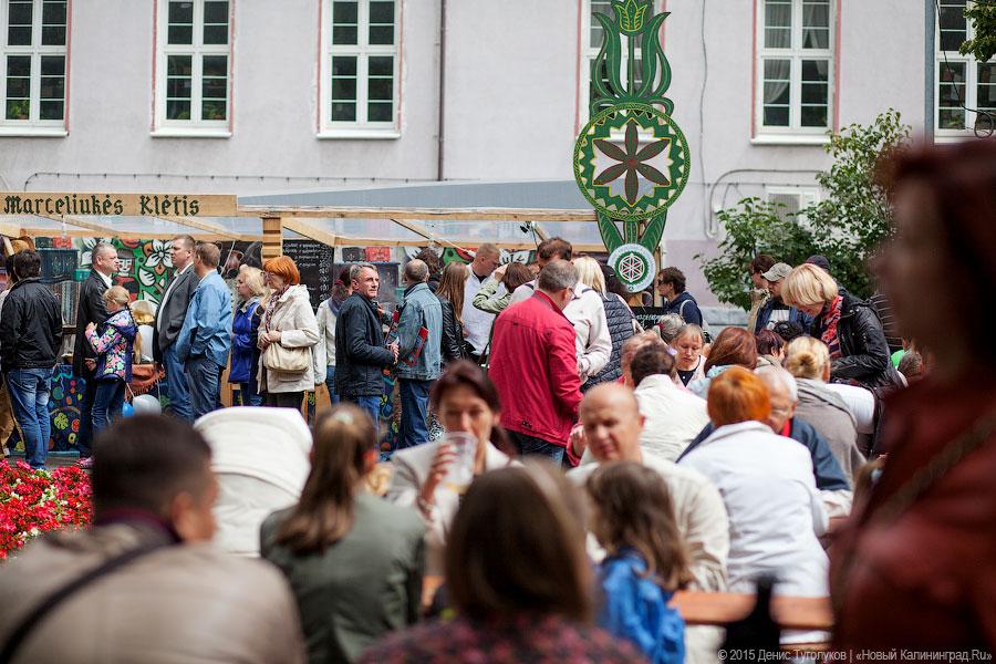 Шаг назад: достоинства и неудачи пешеходной зоны Дня города-2015