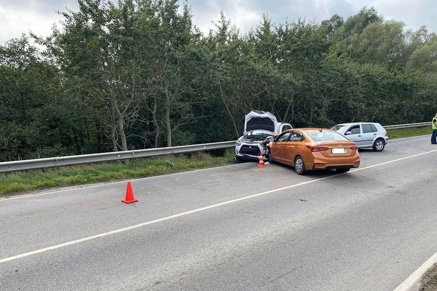 Заснул за рулем: в массовом ДТП на Окружной пострадали 4 человека