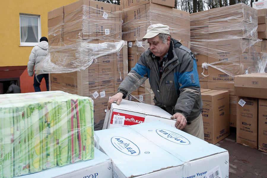 Лишним не будет: как калининградский хоспис встречал благотворительную посылку доктора Лизы