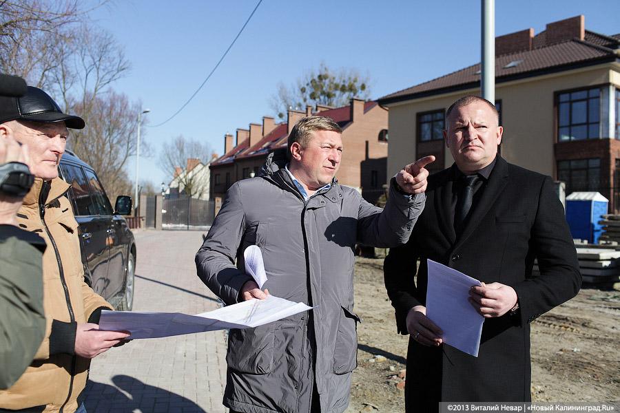 «Я знаю — саду цвесть!»: мэр Ярошук проехался по дорогам, подлежащим ремонту (+фото)