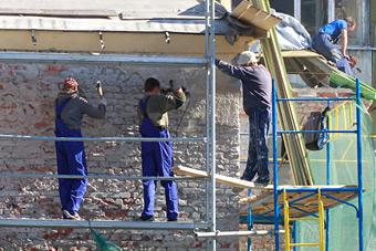 В Калининграде 2 тыс семей проживают в аварийном жилье 