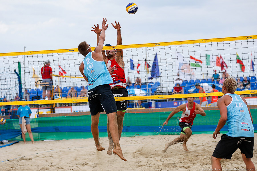 «Ачана!»: как на песке Янтарного волейболисты делали кат-шоты и энглы