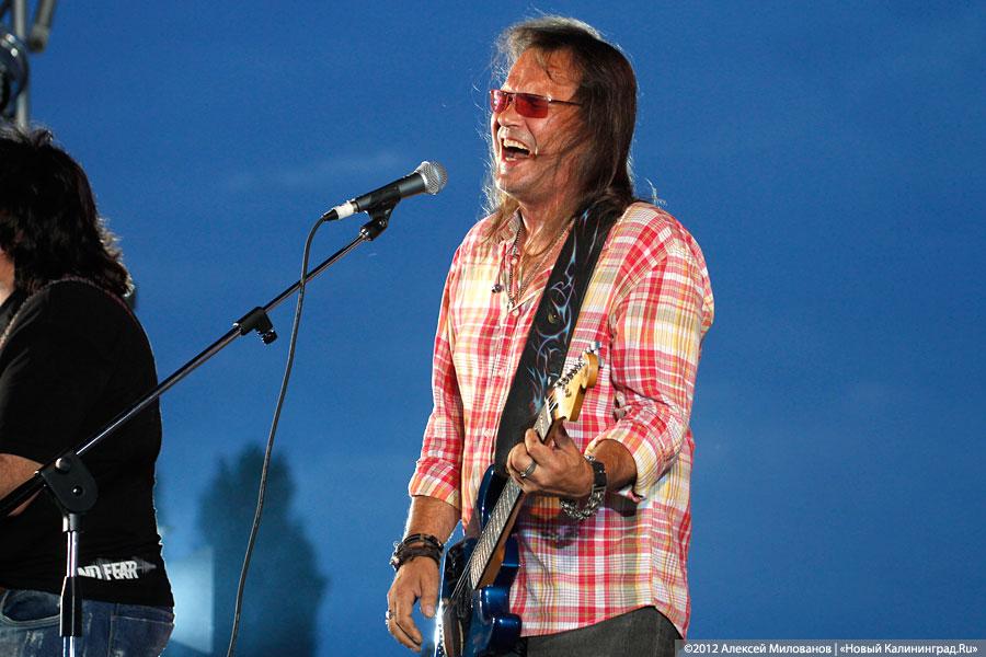 «Дважды дождливый»: фоторепортаж с гала-концерта к 757-летию Калининграда