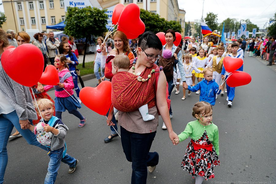 Все при параде: пешеходная зона Калининграда в День города (фото)